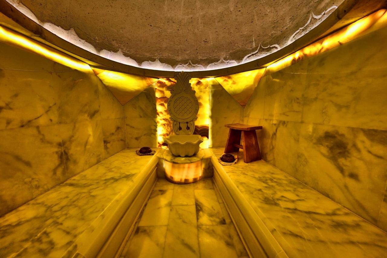 Eyes Of Cappadocia Cave Hotel Üchisar Bagian luar foto