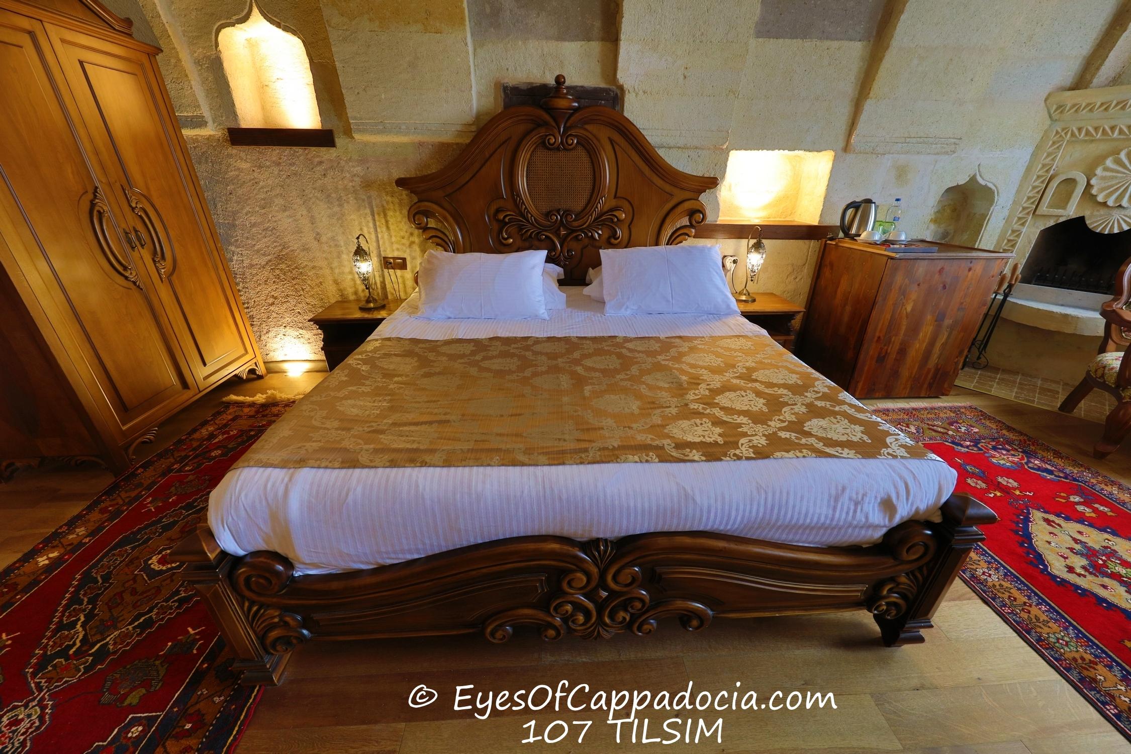 Eyes Of Cappadocia Cave Hotel Üchisar Bagian luar foto