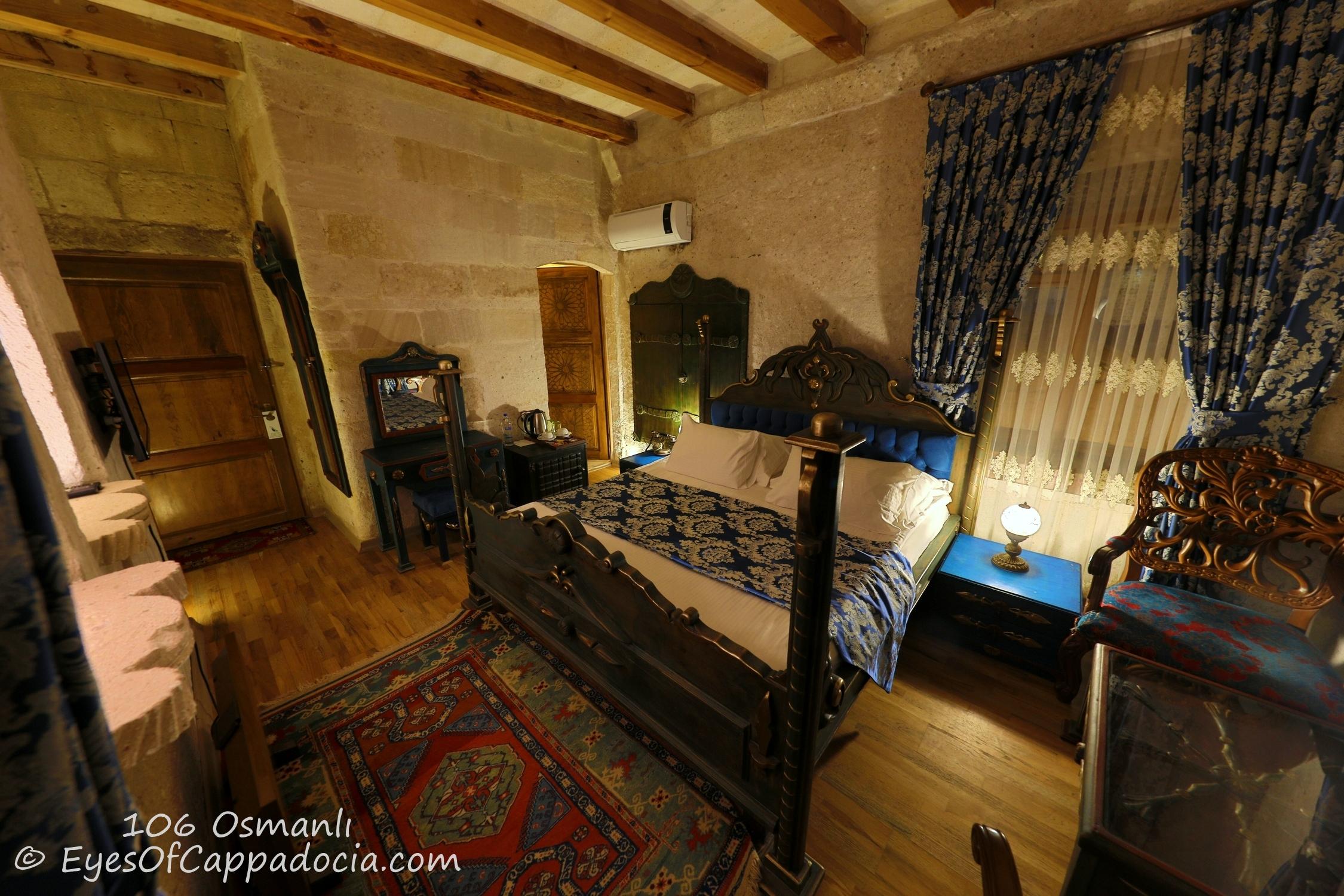 Eyes Of Cappadocia Cave Hotel Üchisar Bagian luar foto